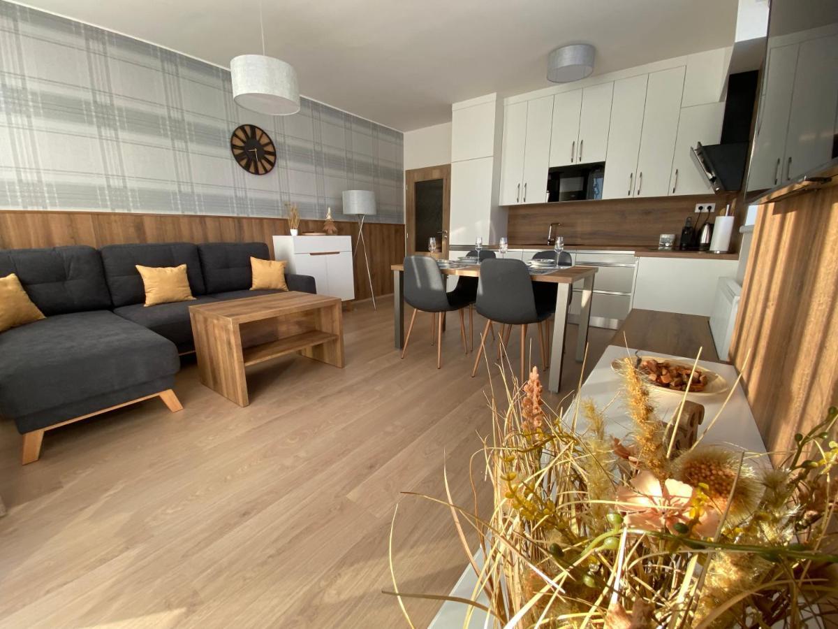 Apartment Petra Klinovec โลชนา โปด กลิโนฟเซม ภายนอก รูปภาพ